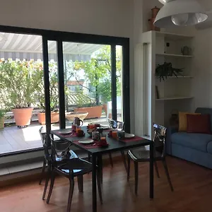 Apartamento Up To Sky - With Terrace, Milán